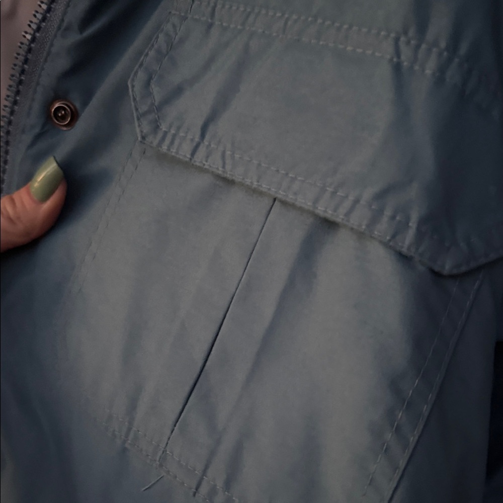 LL BEAN woman’s light gray and blue jacket - Picture 5 of 7